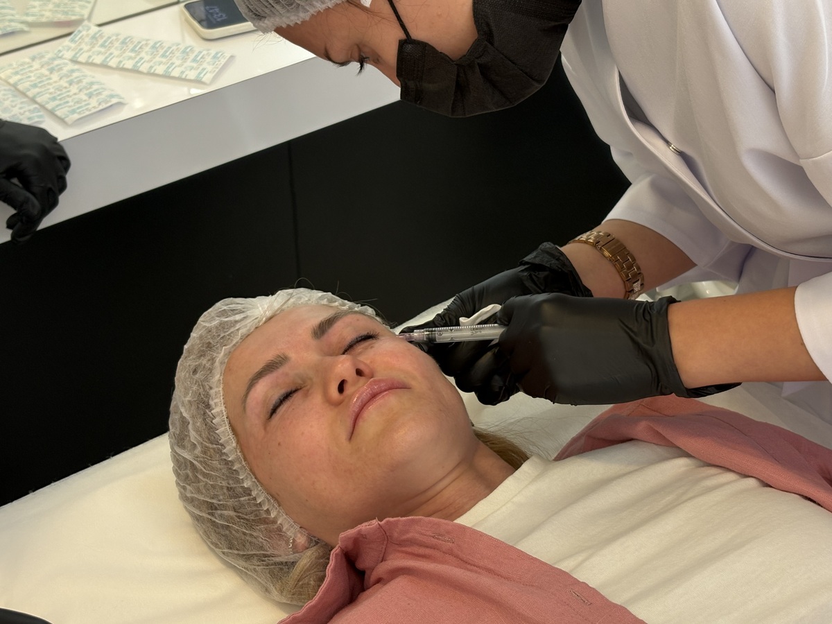 Почему возникает миграция филлера и как ее избежать?