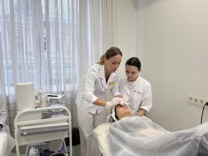 Контурная пластика губ: все, что нужно знать перед процедурой