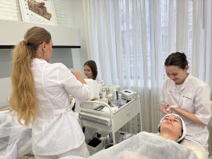 Курс по контутной пластике нижней челюсти и подбородка